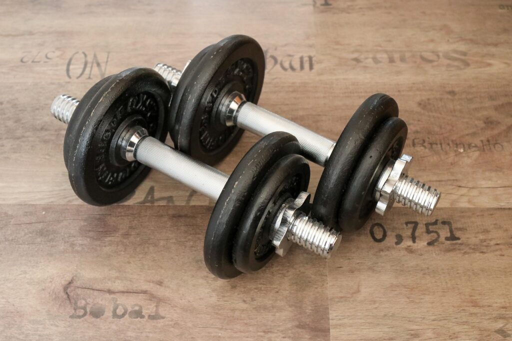 Matériel fitness maison : Top 5 des équipements indispensables pour un entraînement puissant 3 Haltères réglables