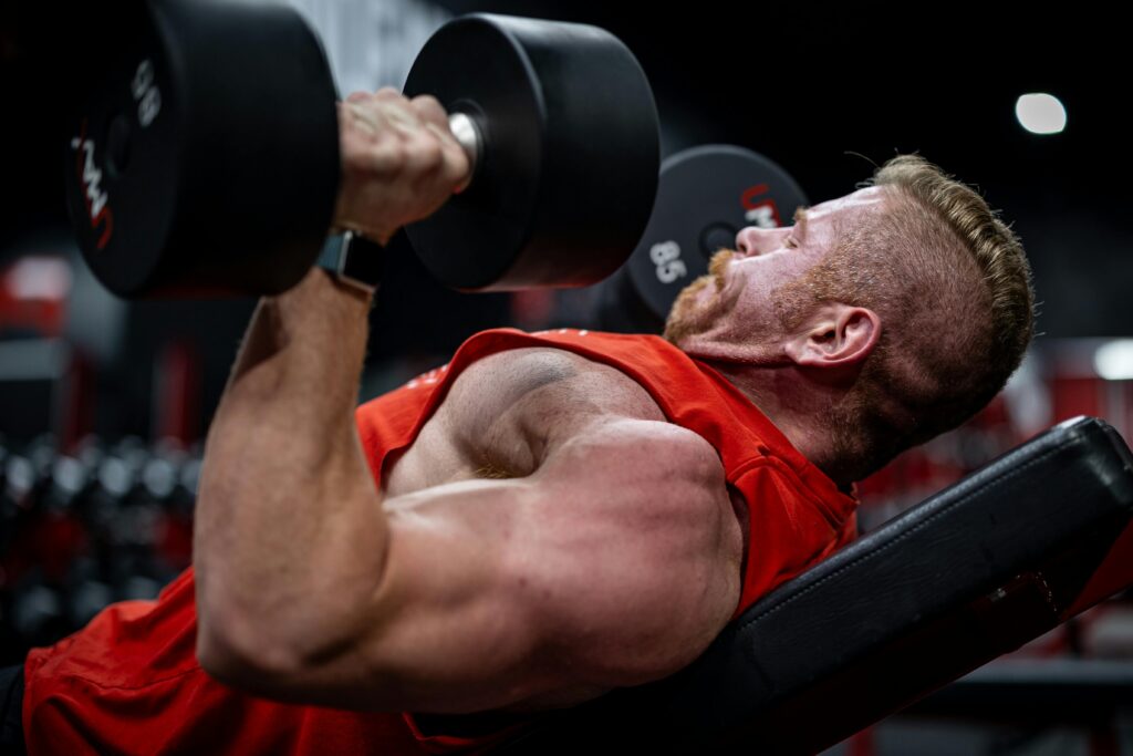 Matériel fitness maison : Top 5 des équipements indispensables pour un entraînement puissant 6 Banc de musculation pliable